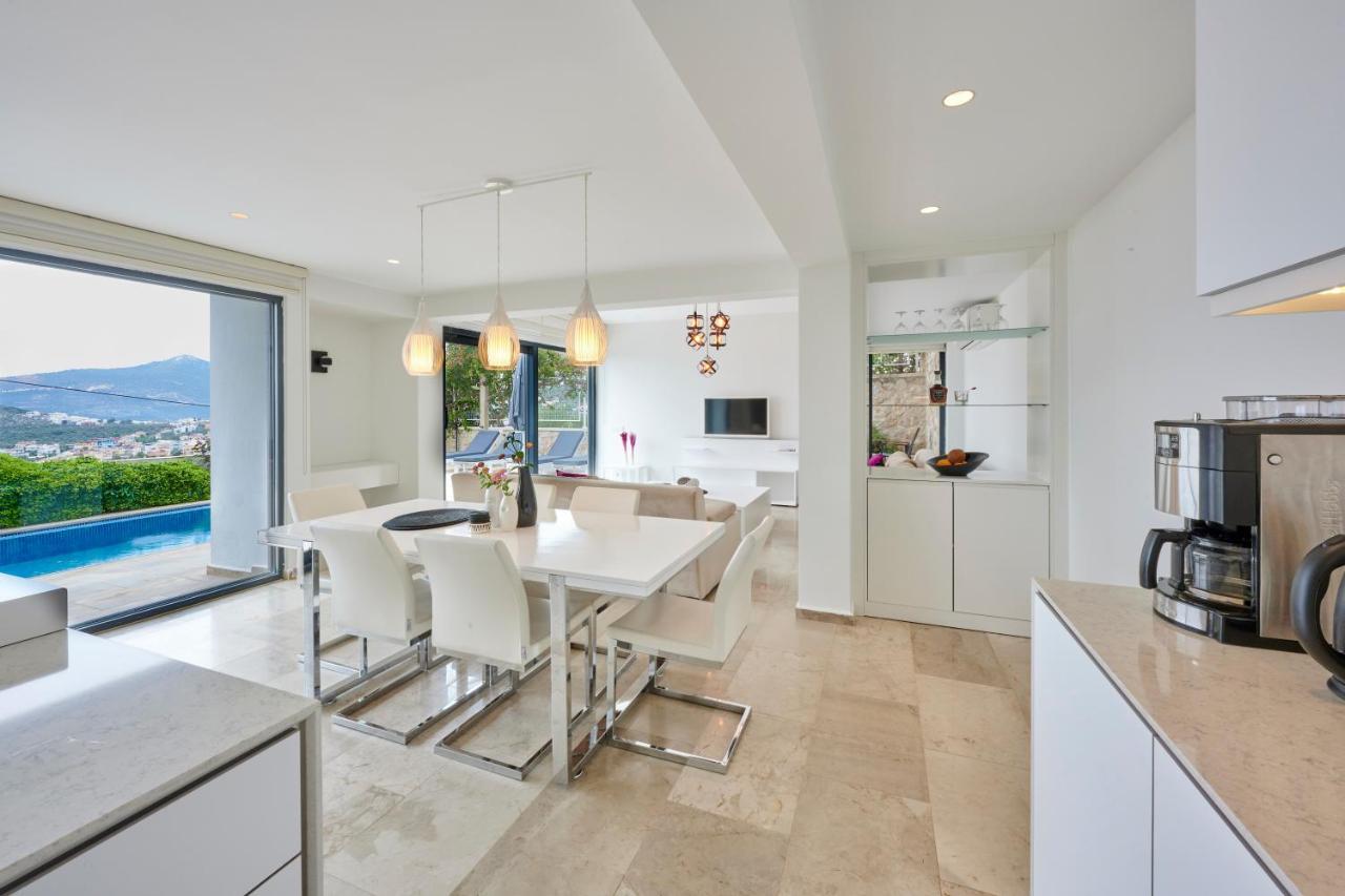 Luxus Villa Skyla mit 5 Schlafzimmern&Meer-Blick Kaş Exterior foto