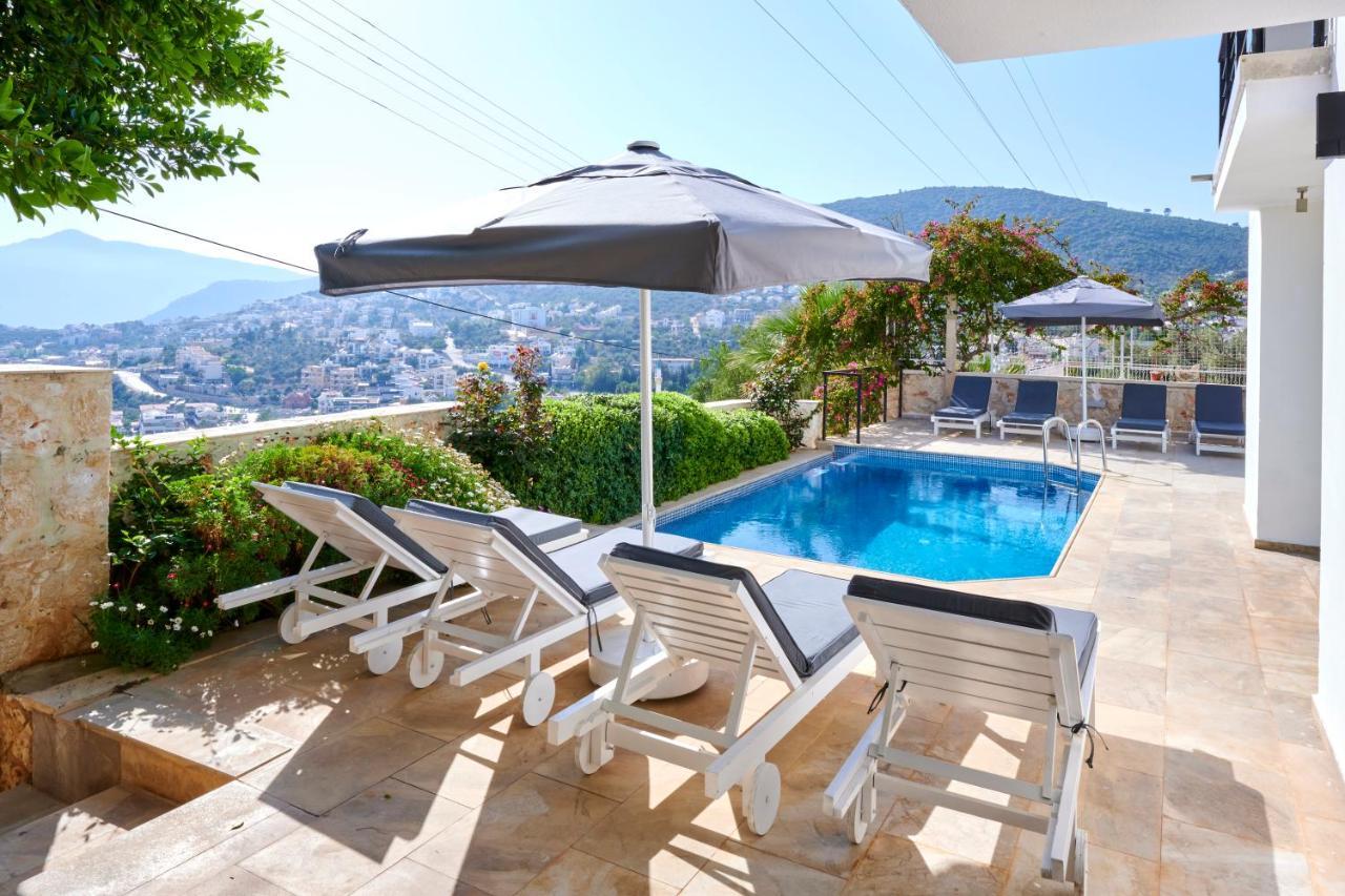 Luxus Villa Skyla mit 5 Schlafzimmern&Meer-Blick Kaş Exterior foto