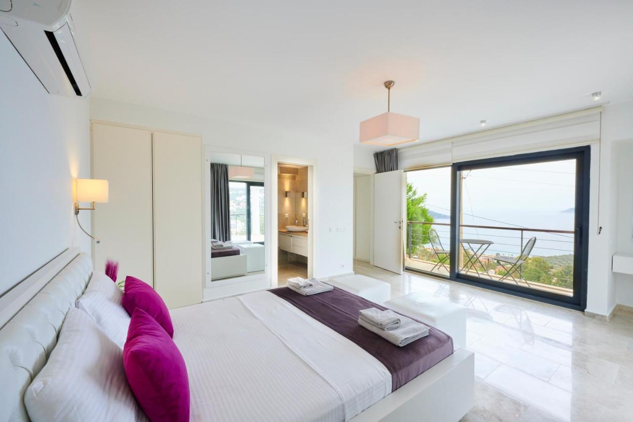 Luxus Villa Skyla mit 5 Schlafzimmern&Meer-Blick Kaş Exterior foto