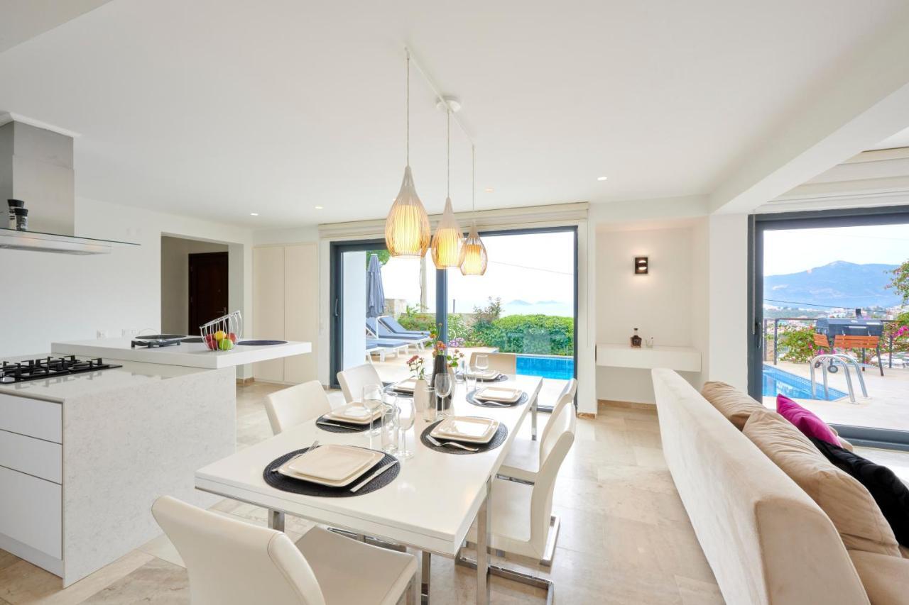 Luxus Villa Skyla mit 5 Schlafzimmern&Meer-Blick Kaş Exterior foto