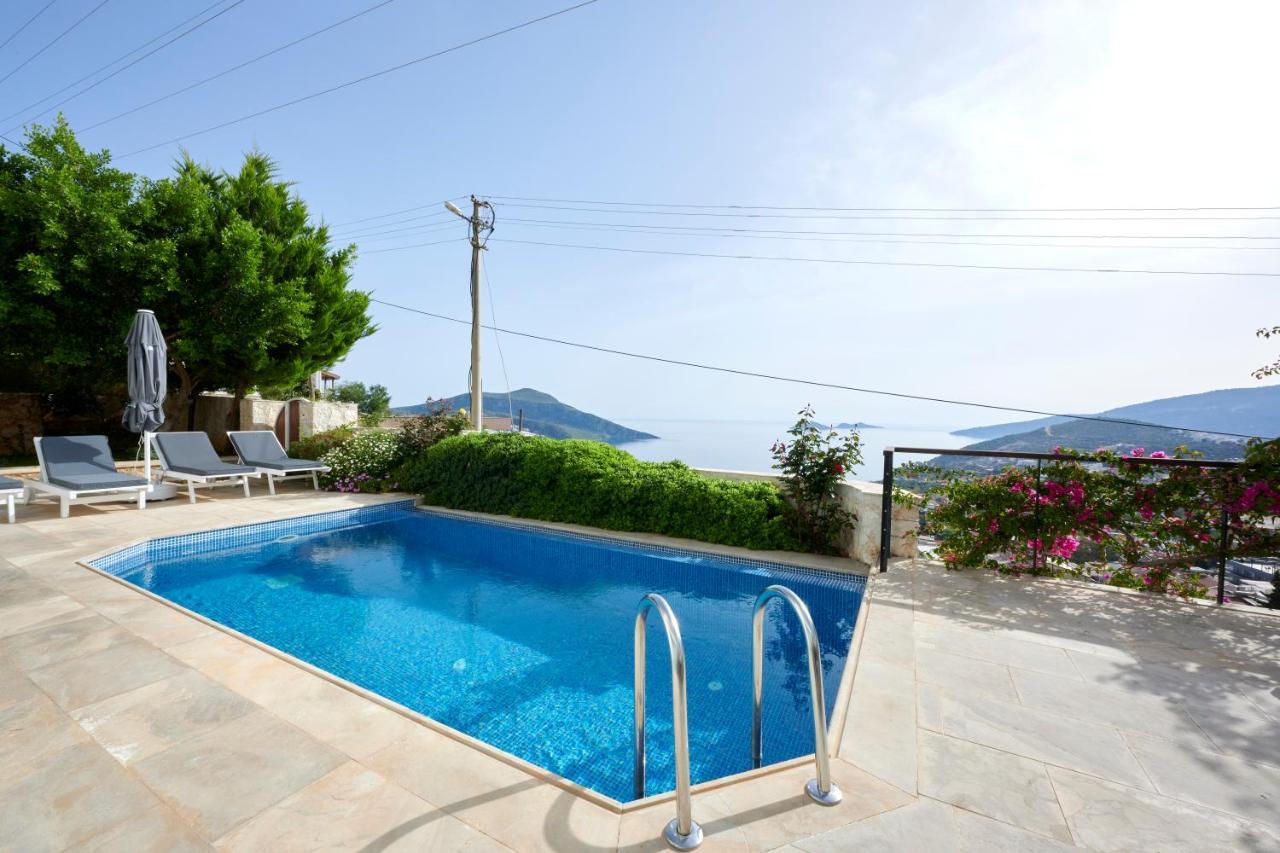 Luxus Villa Skyla mit 5 Schlafzimmern&Meer-Blick Kaş Exterior foto