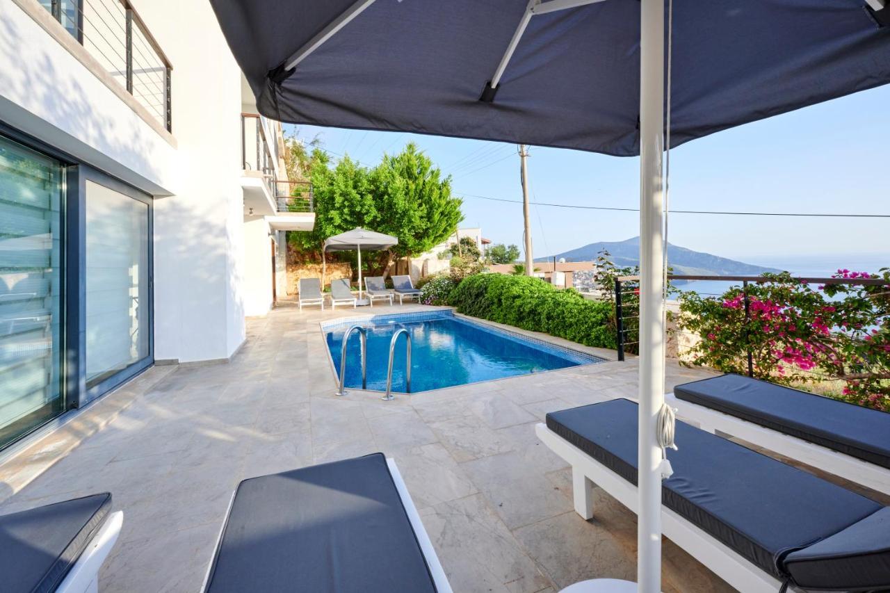 Luxus Villa Skyla mit 5 Schlafzimmern&Meer-Blick Kaş Exterior foto