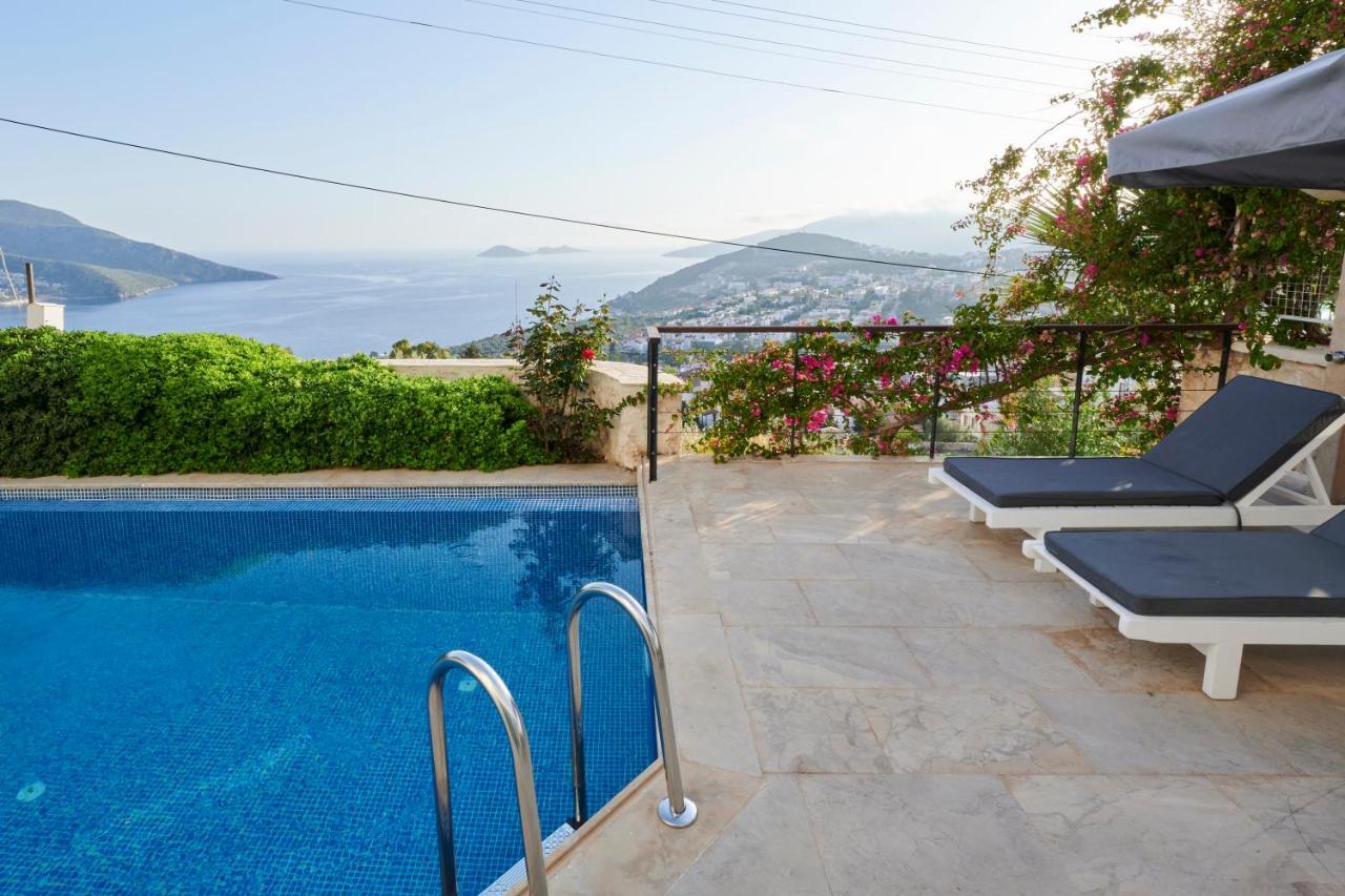 Luxus Villa Skyla mit 5 Schlafzimmern&Meer-Blick Kaş Exterior foto